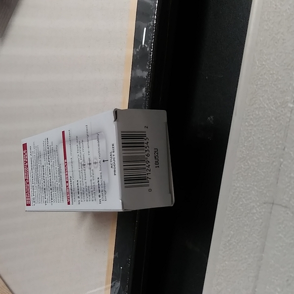 NIB L'OREAL REVITALIFT HYALURONIC ACID EYE SERUM WITH CAFFEINE - Picture 6 of 6